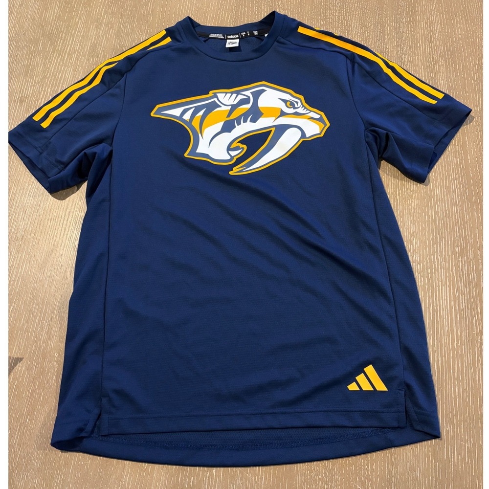 Adidas Nashville Predators NHL Men's Medium Navy Short Sleeve Shirt